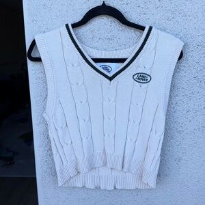 Pacsun land rover vest size medium